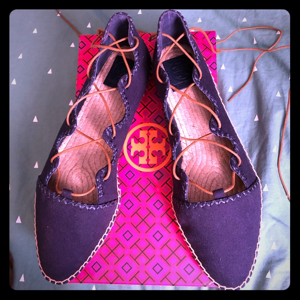 Tory Burch lace navy flats